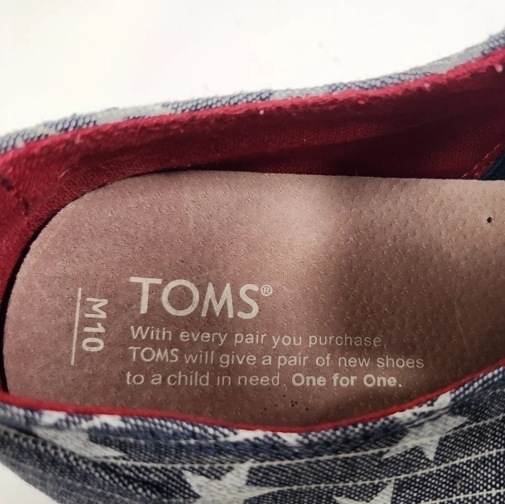 Toms Denim Sneakers Mens Size 10M Blue w/Stars Lace Up Oxfords Rubber Sole